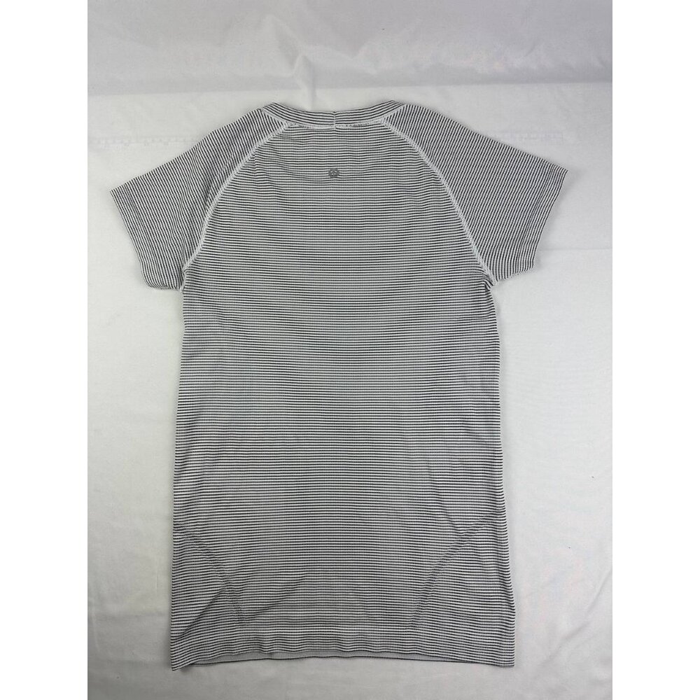 Lululemon Run Swiftly Tech Ss Crew Size 6 Tempo S… - image 2